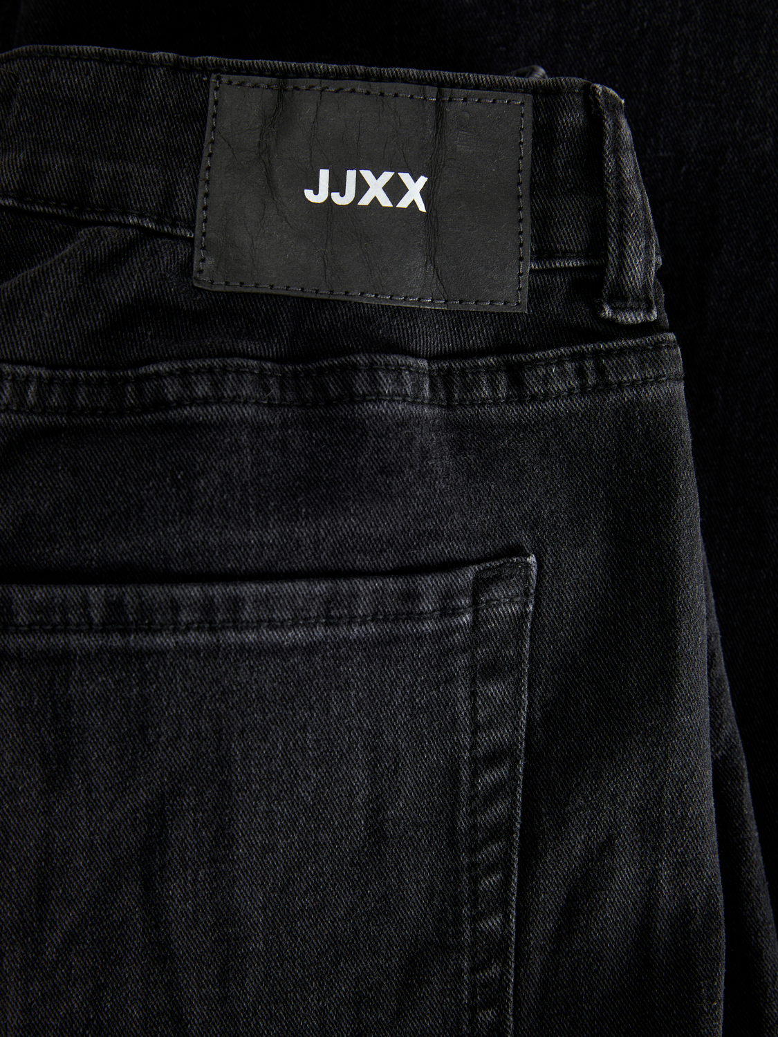 model_shot-detail